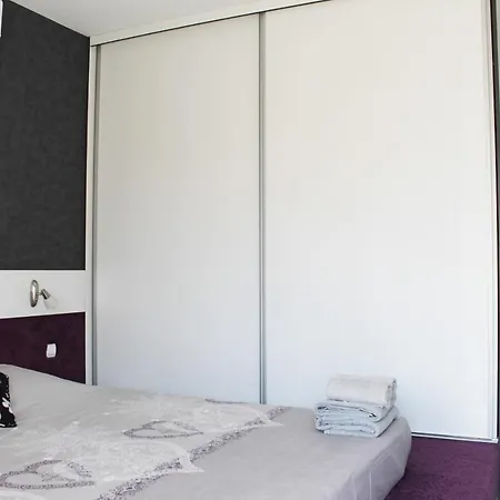 Sunny Day Апартамент